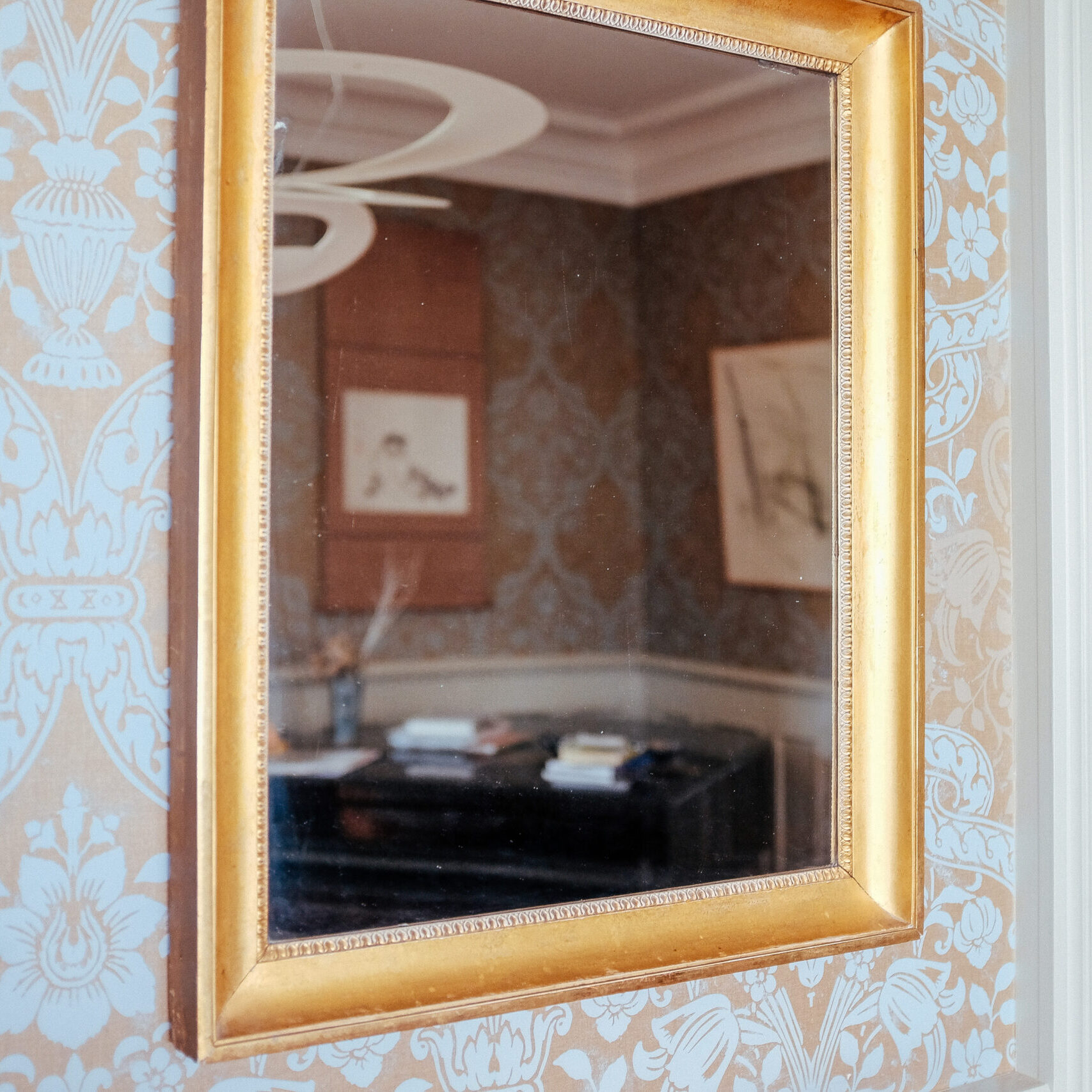 Mirror in the interior